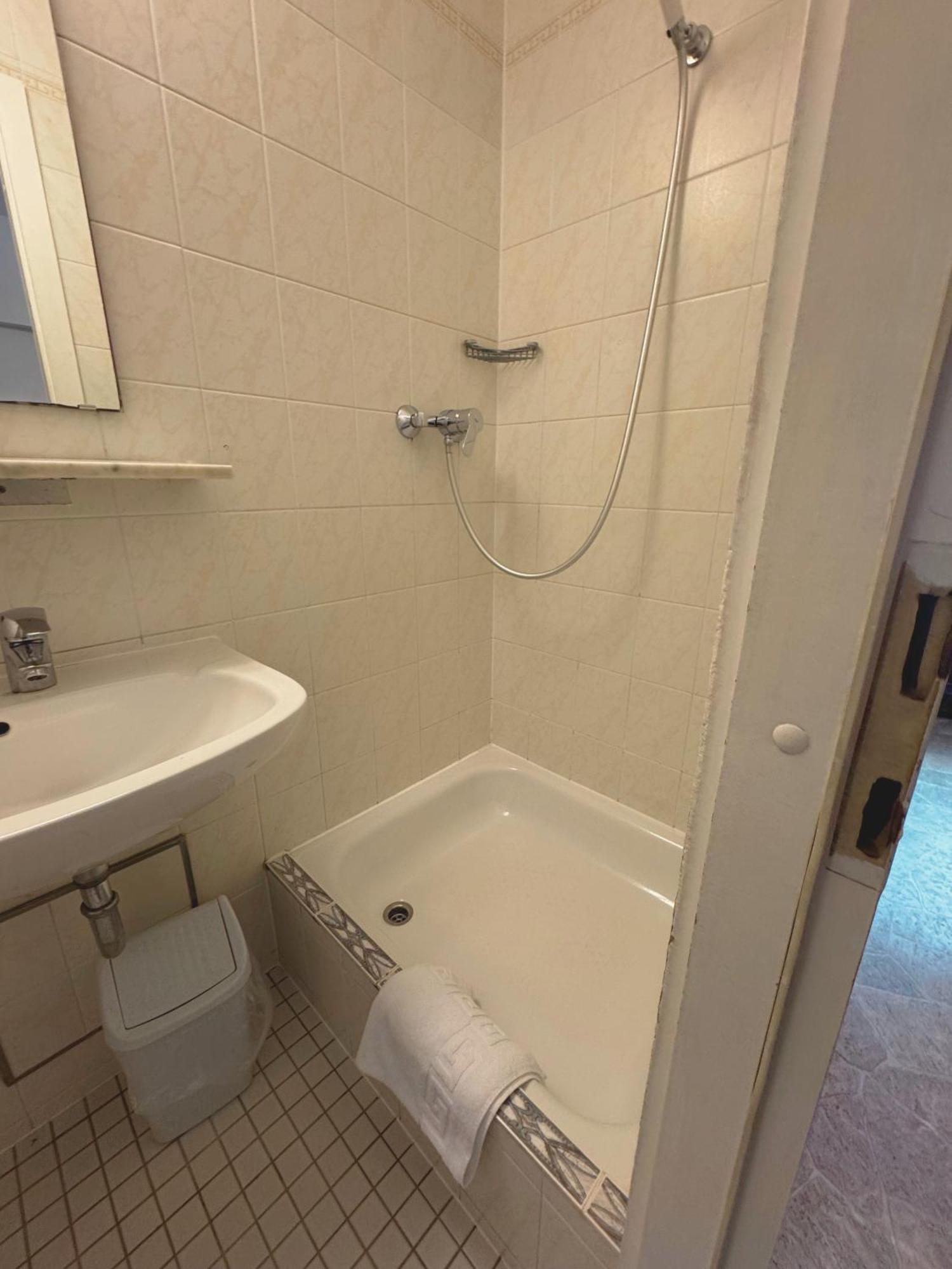Hostel Heinzelmaennchen Köln Eksteriør bilde